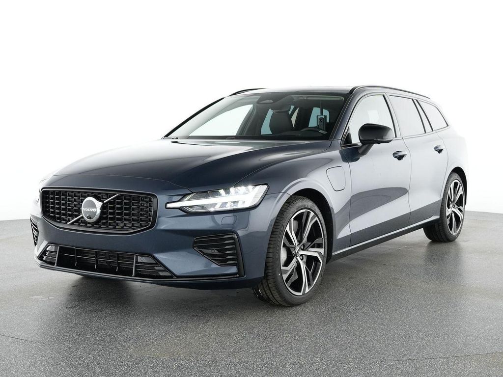 Volvo V60 2025