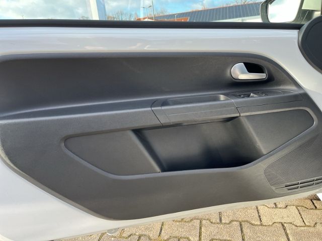 Volkswagen up! 2020