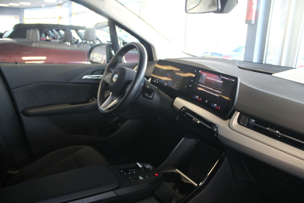 BMW 220 2022