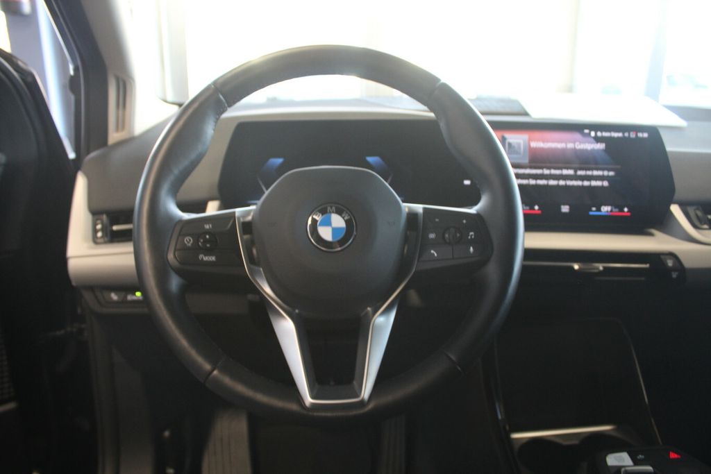 BMW 220 2022