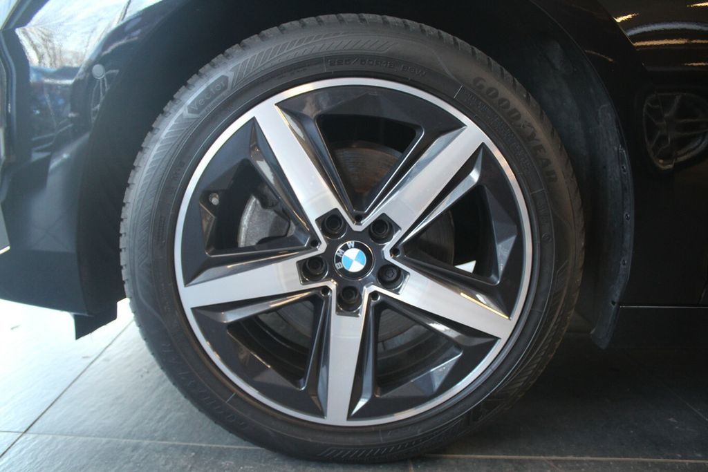 BMW 220 2022