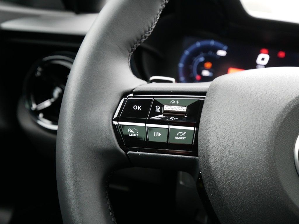 Alfa Romeo Junior 2025