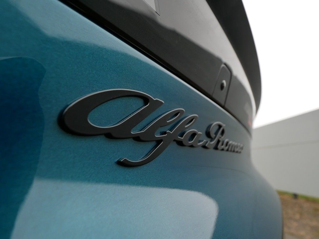 Alfa Romeo Junior 2025