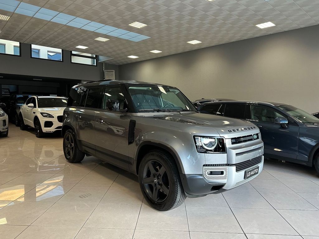 Land Rover Defender 2021