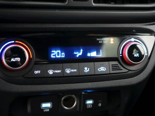Hyundai i10 2025