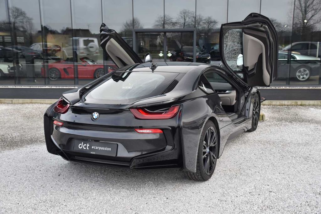 BMW i8 2014