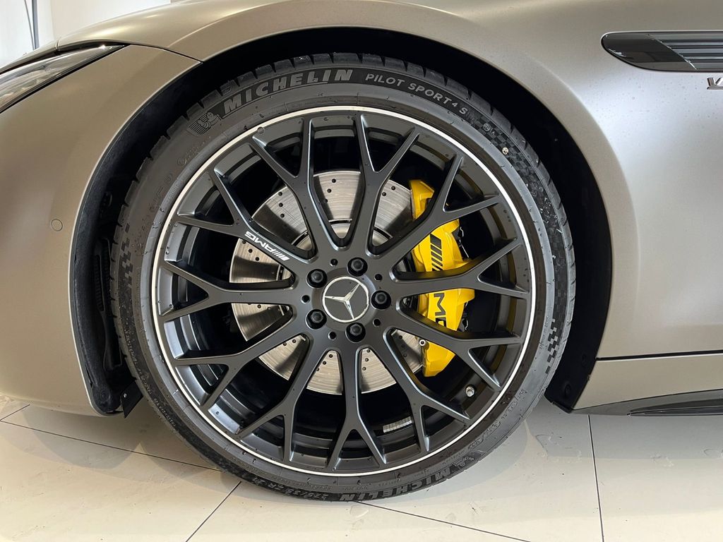 Mercedes-Benz SL 63 AMG 2023