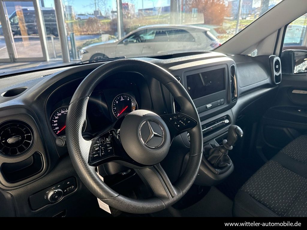 Mercedes-Benz Vito 2024