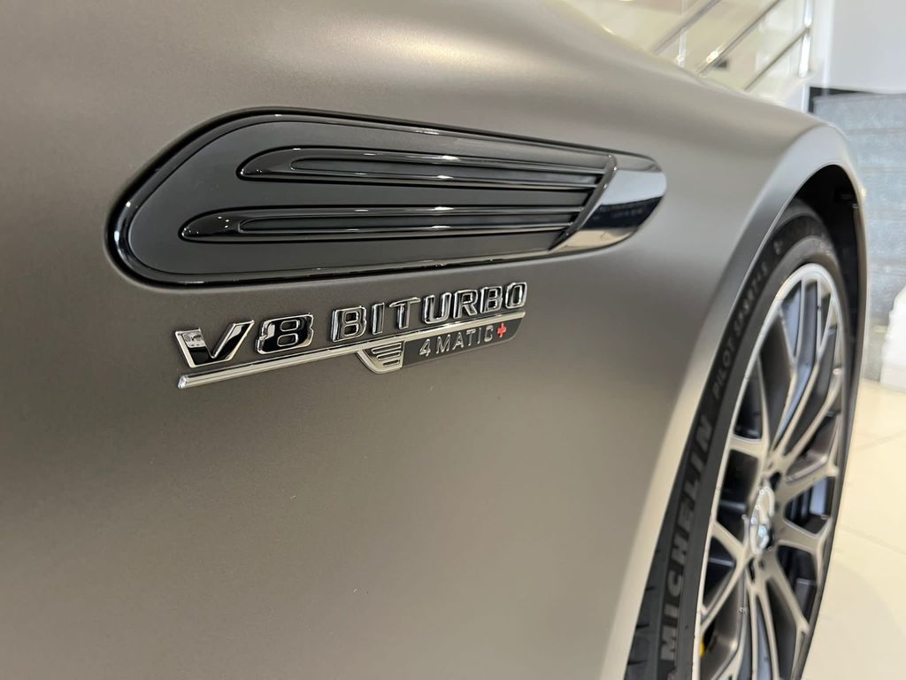 Mercedes-Benz SL 63 AMG 2023