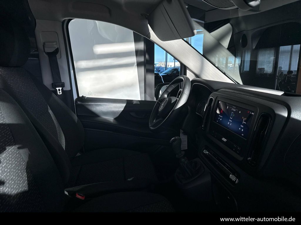 Mercedes-Benz Vito 2024