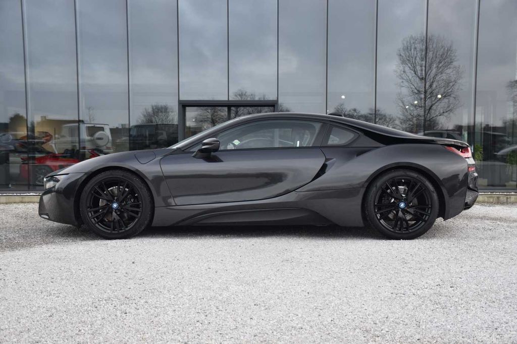 BMW i8 2014