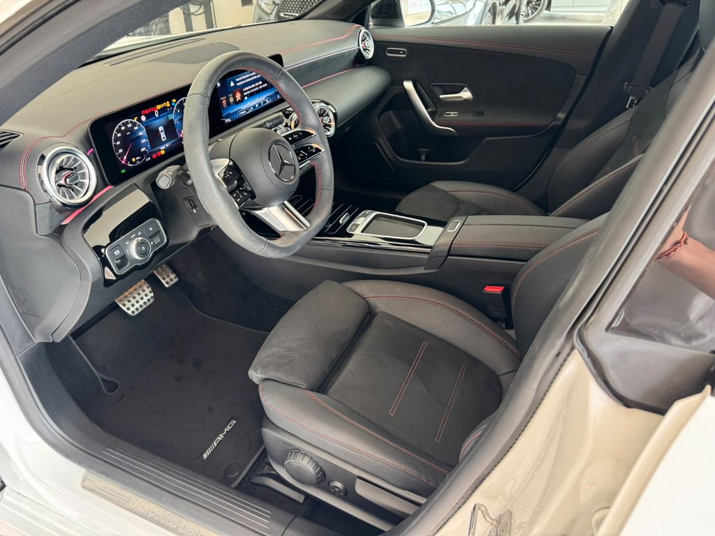 Mercedes-Benz CLA 200 2024