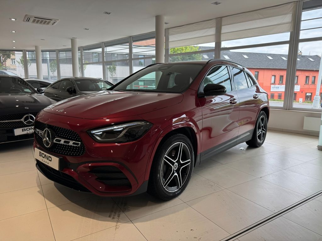 Mercedes-Benz GLA 200 2024