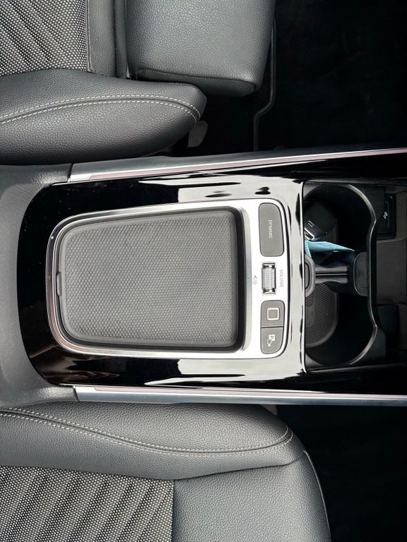 Mercedes-Benz EQB 2024