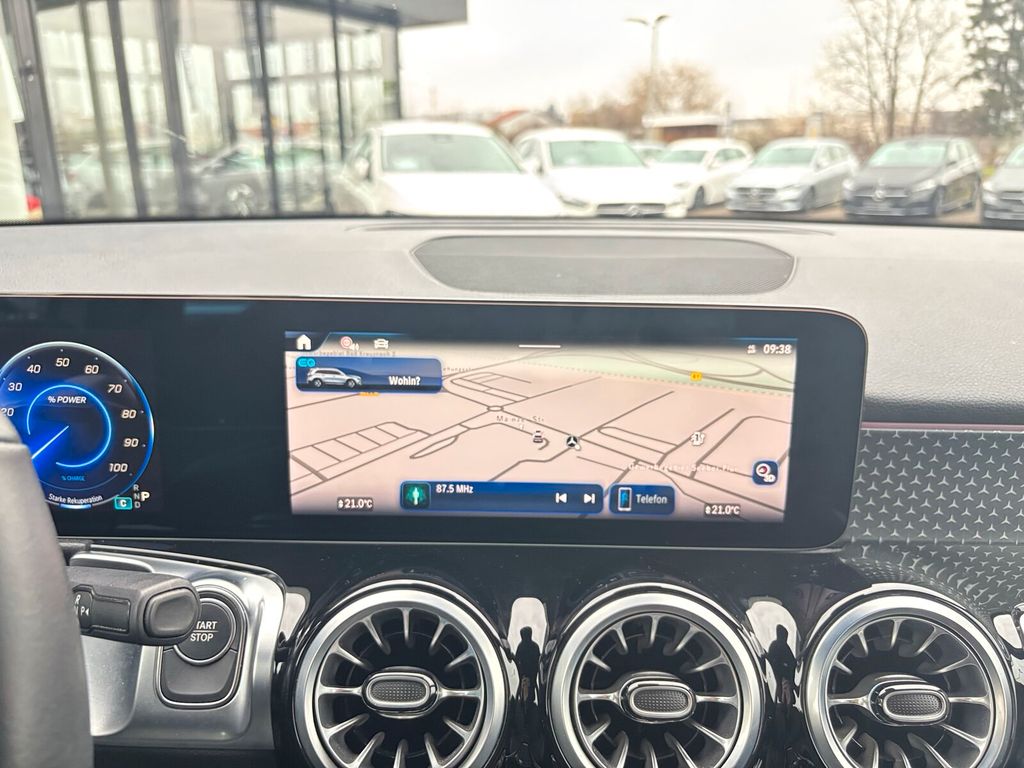 Mercedes-Benz EQB 2024