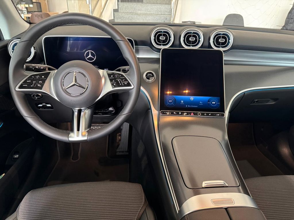 Mercedes-Benz GLC 300 2024