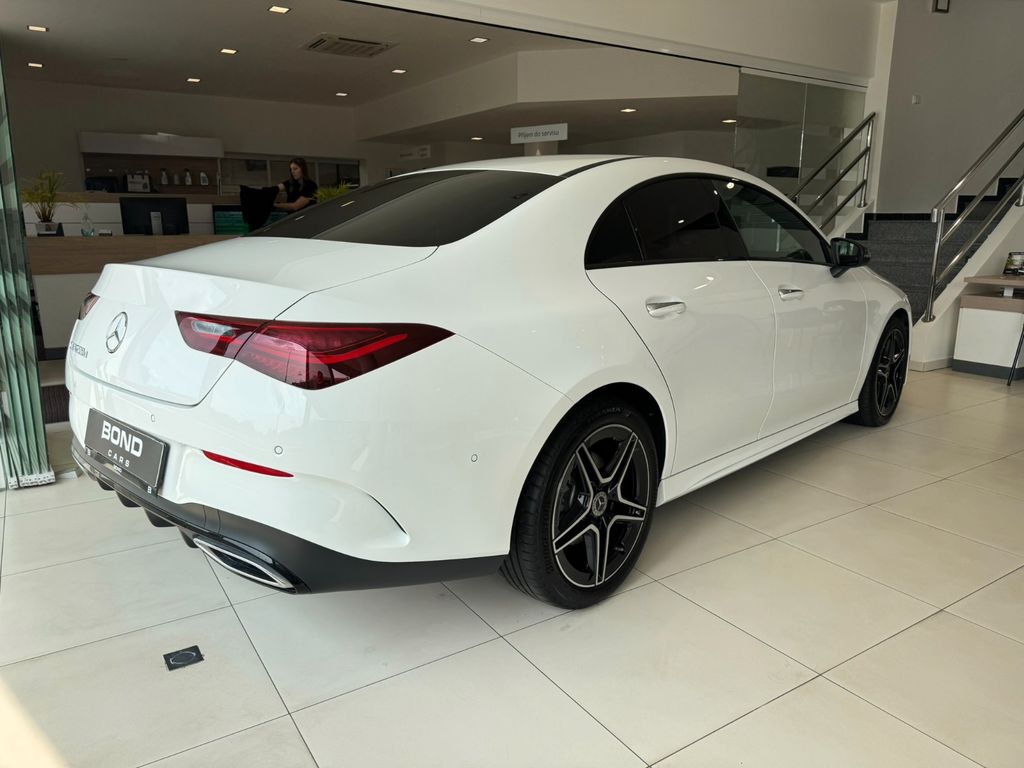 Mercedes-Benz CLA 200 2024