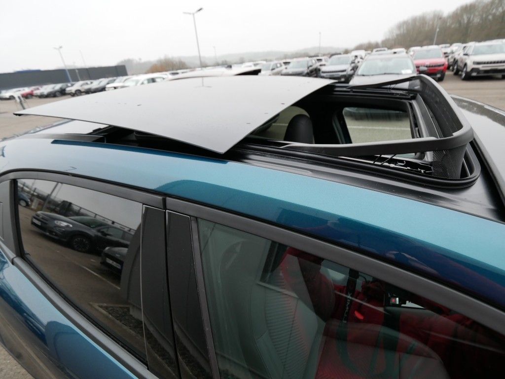 Alfa Romeo Junior 2025