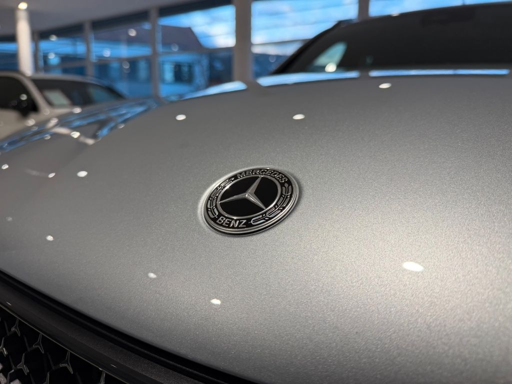 Mercedes-Benz GLC 300 2025