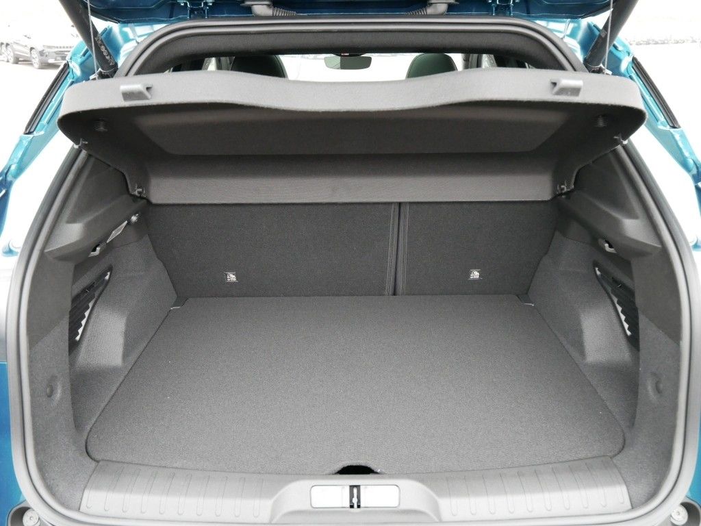 Alfa Romeo Junior 2025