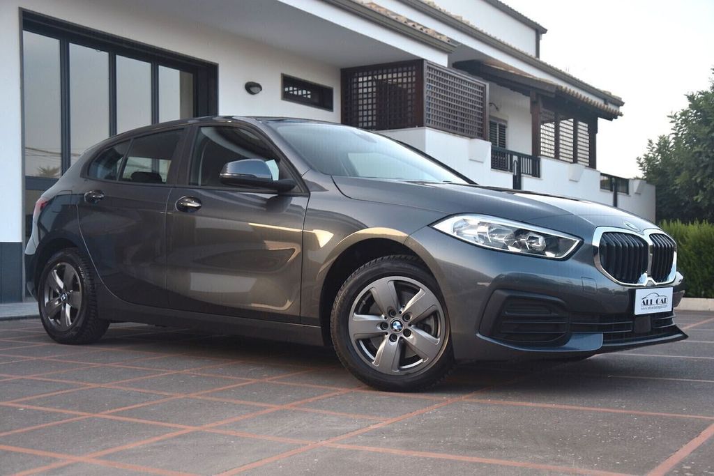 BMW 116 2021