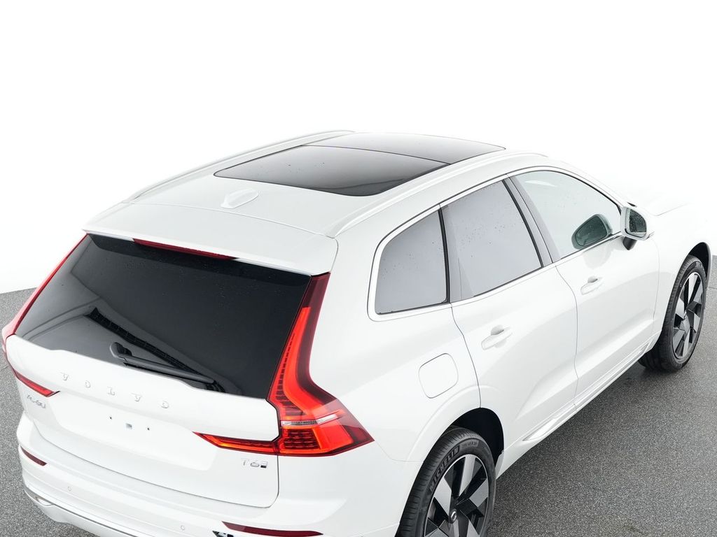 Volvo XC60 2025