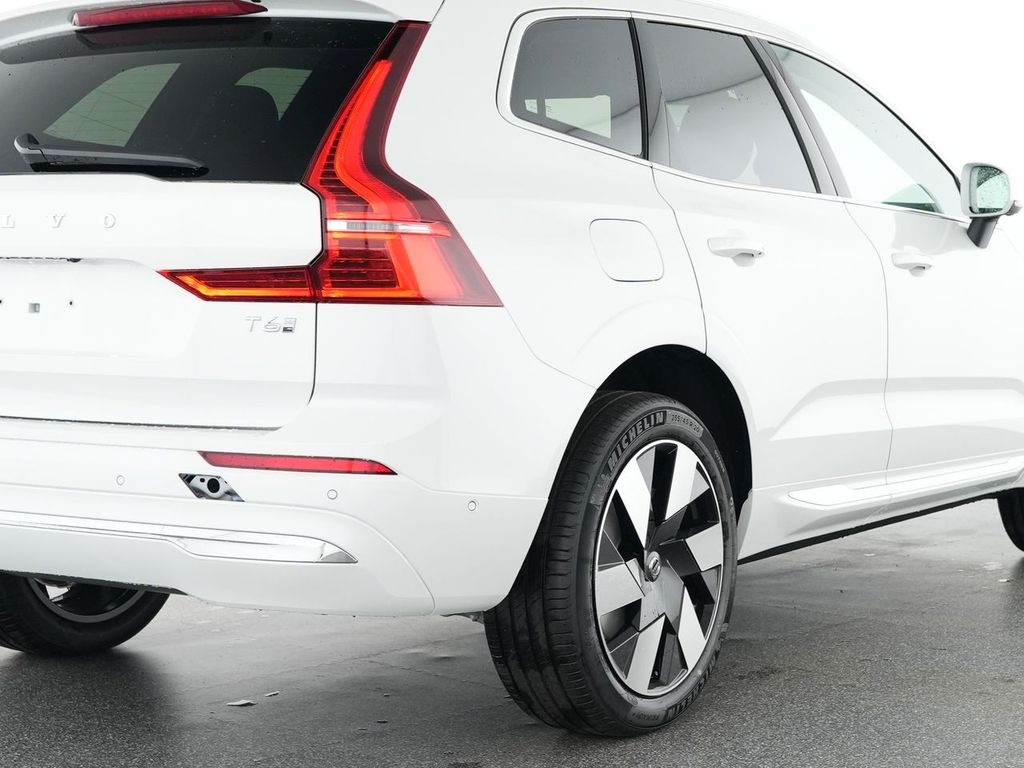 Volvo XC60 2025