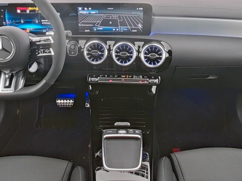 Mercedes-Benz CLA 45 AMG 2025