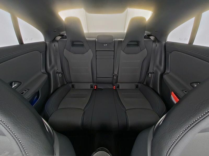 Mercedes-Benz CLA 45 AMG 2025