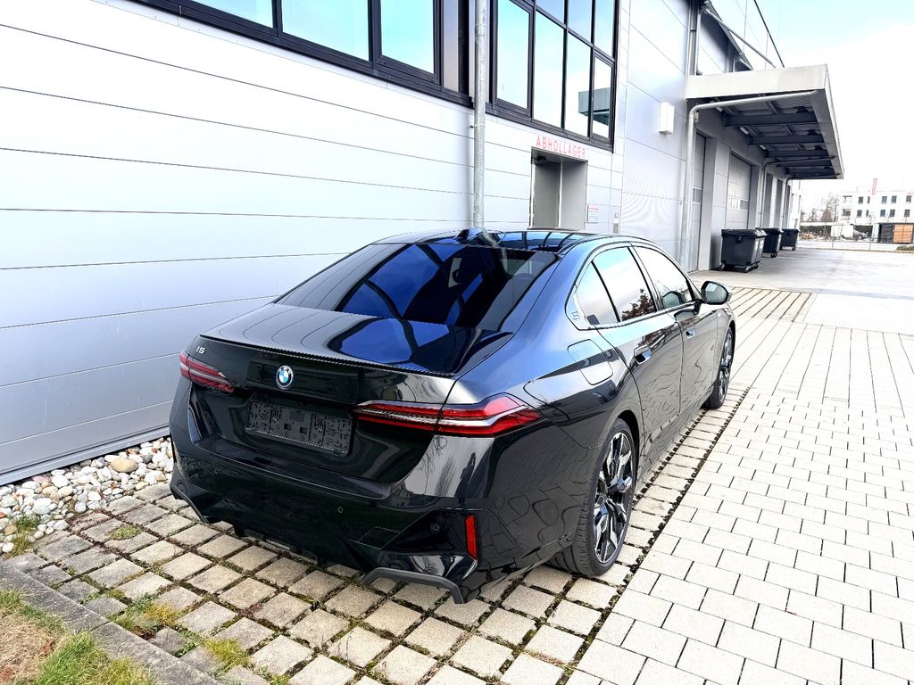 BMW i5 2024
