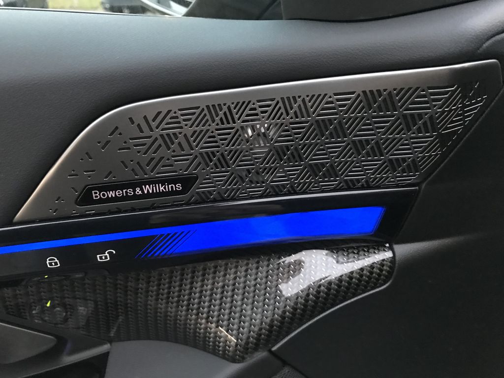 BMW i5 2025