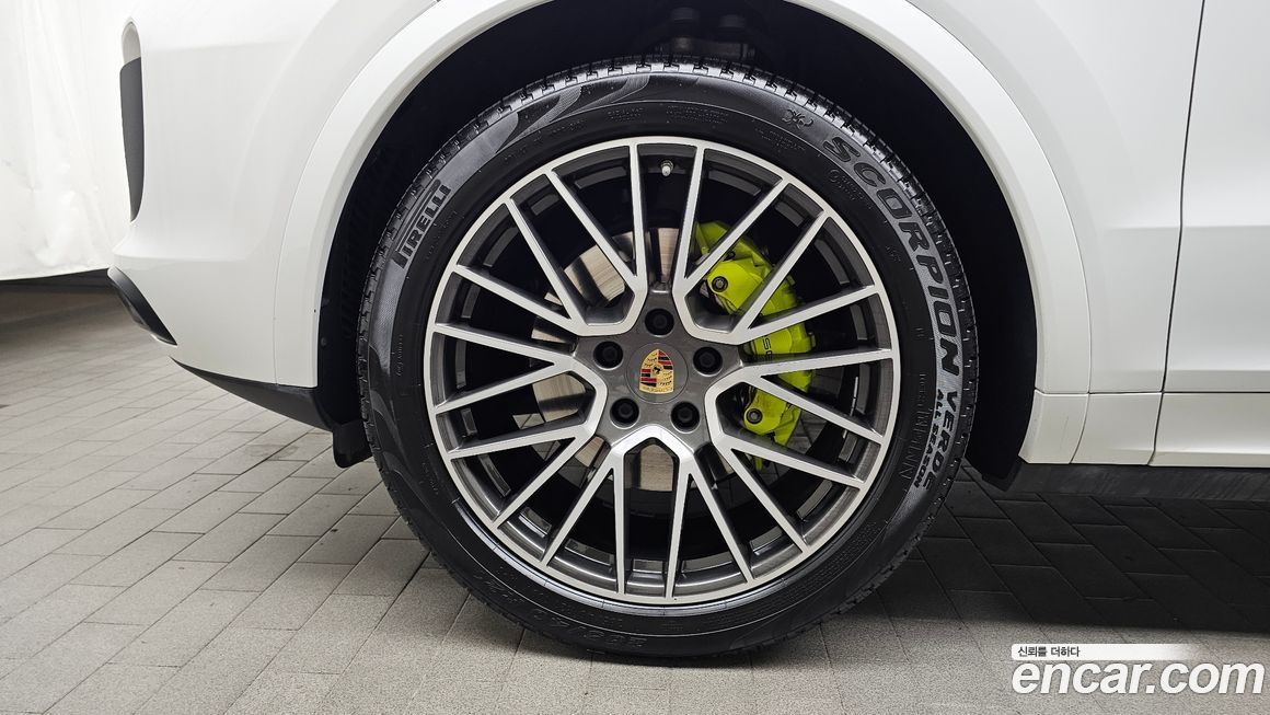 Porsche Cayenne 2020