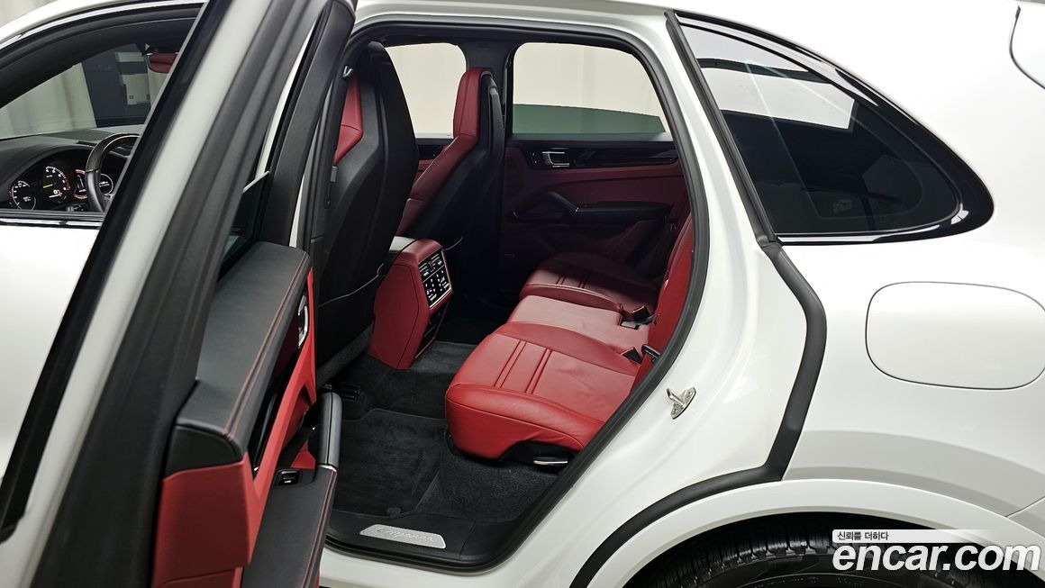 Porsche Cayenne 2020