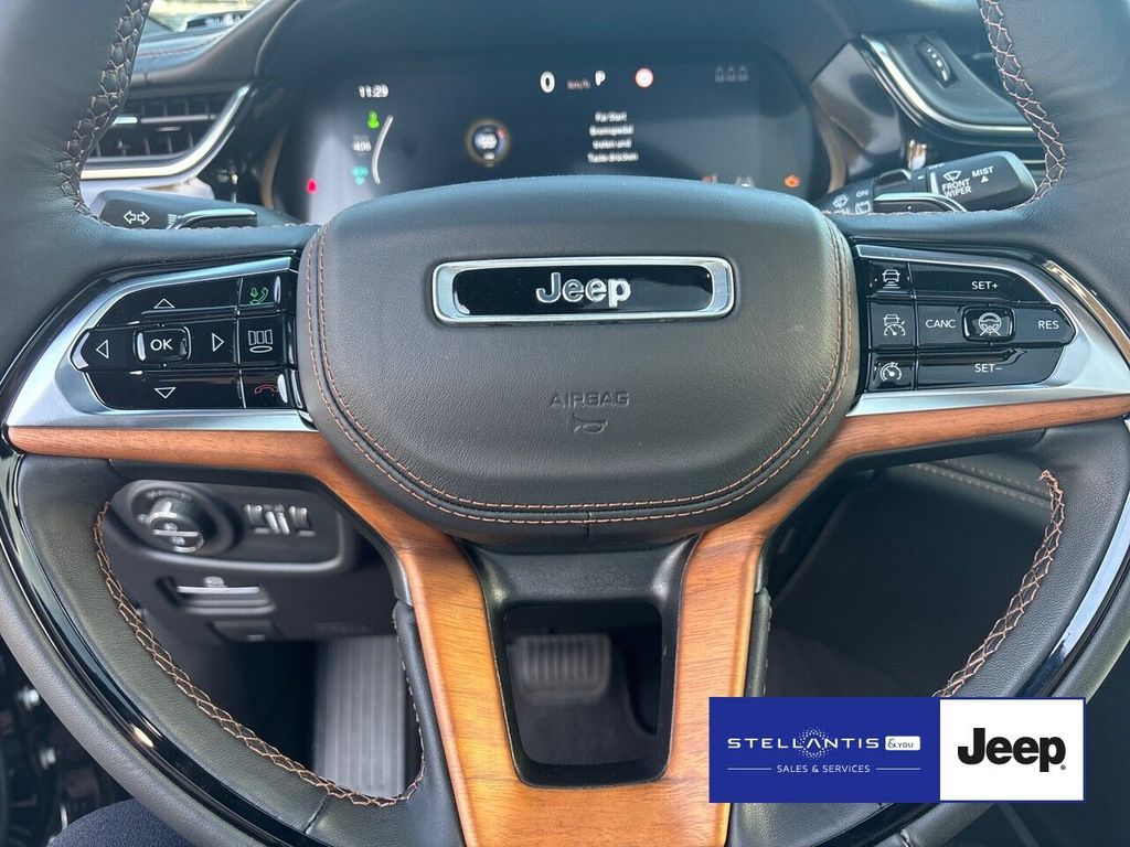 Jeep Grand Cherokee 2025
