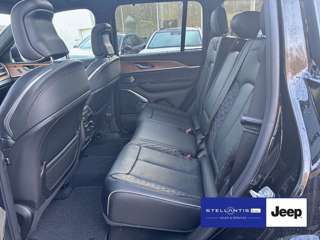 Jeep Grand Cherokee 2025
