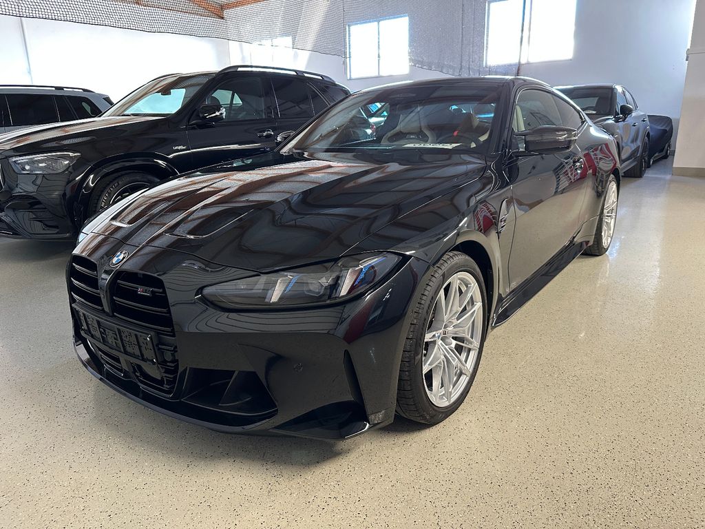 BMW M4 2025