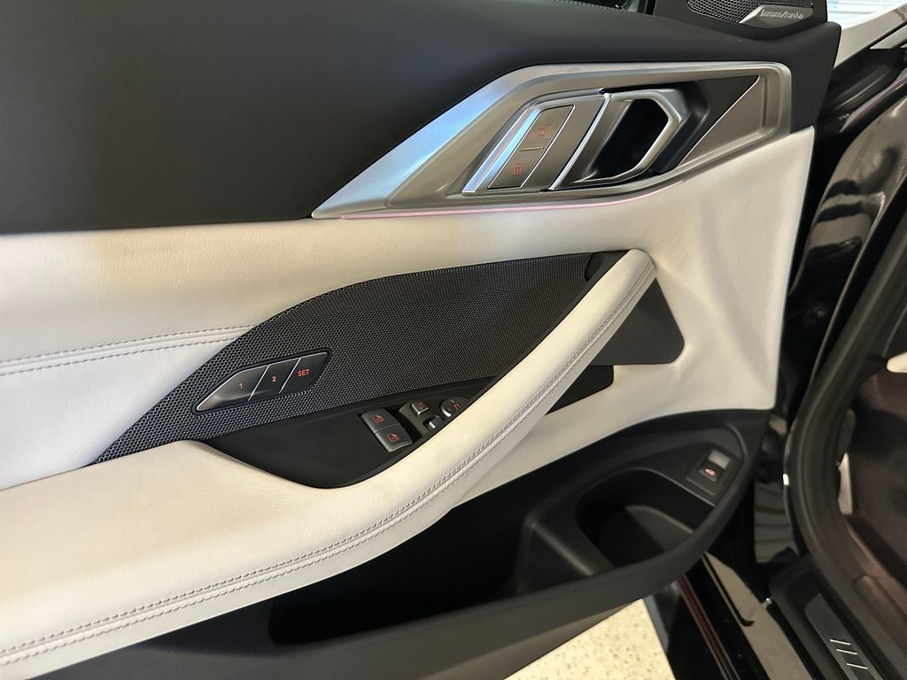 BMW M4 2025