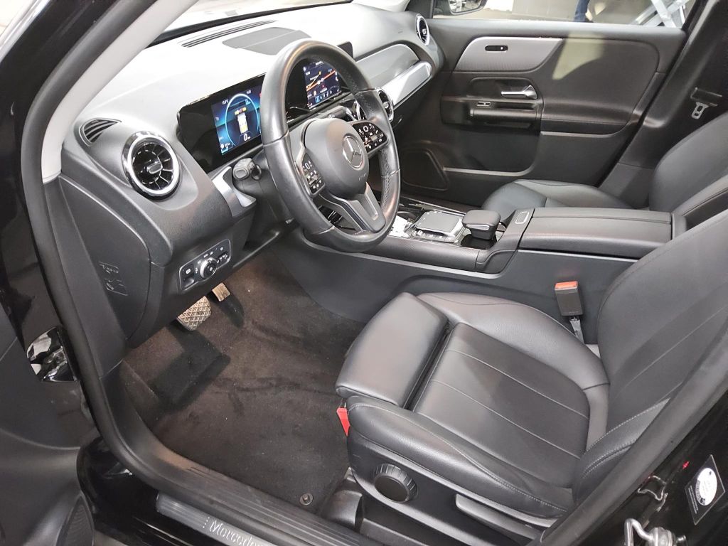 Mercedes-Benz GLB 200 2022