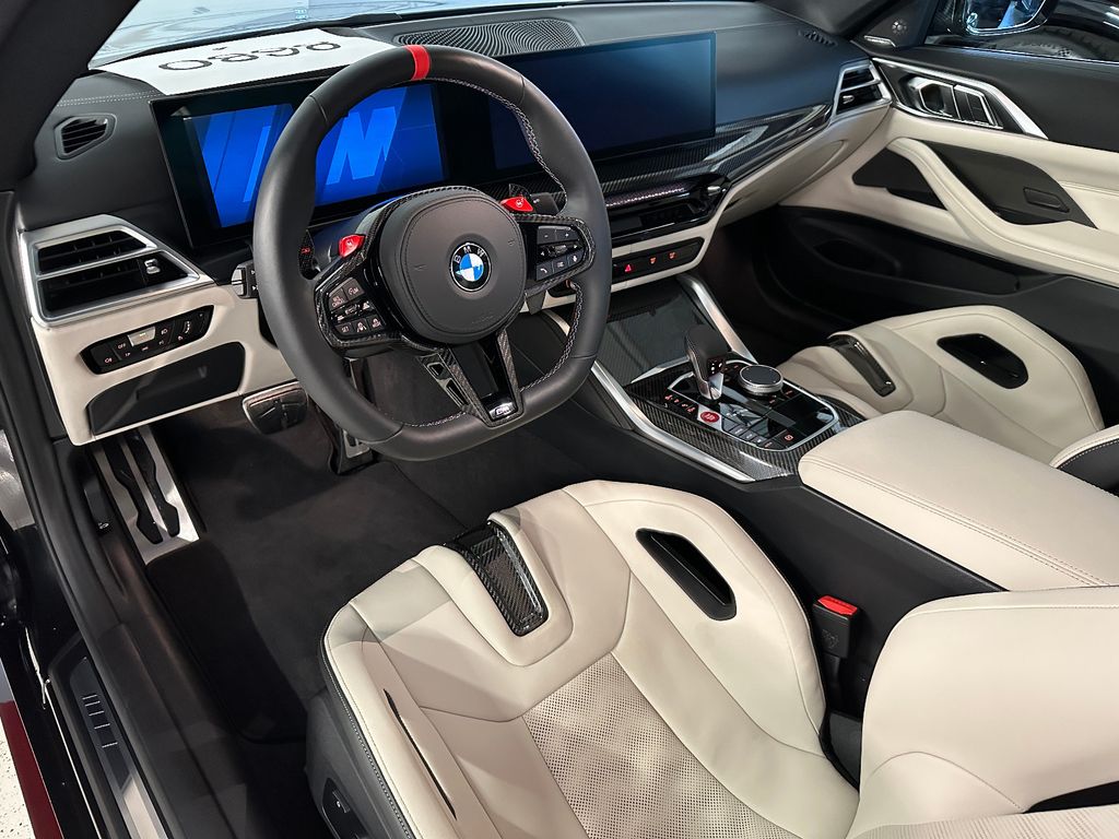 BMW M4 2025