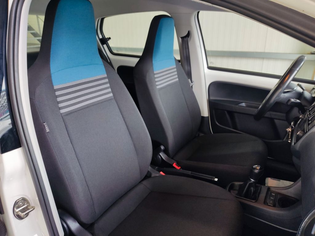 Volkswagen up! 2016