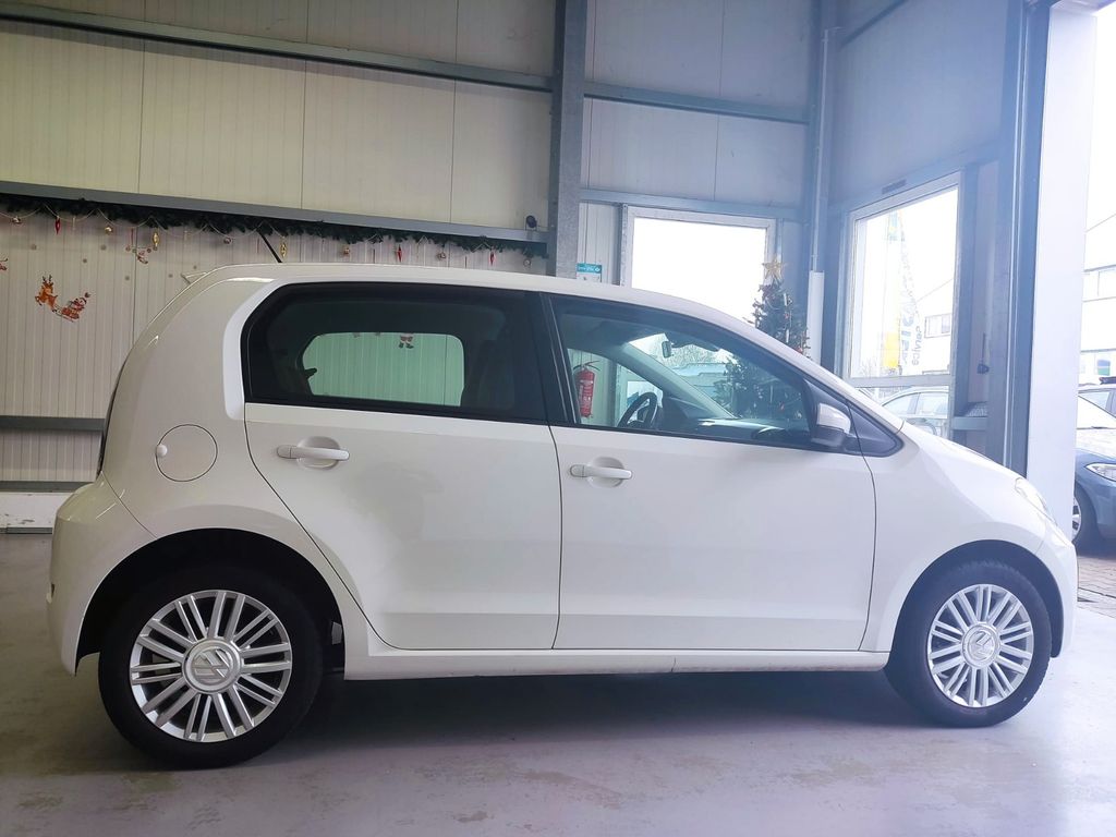 Volkswagen up! 2016
