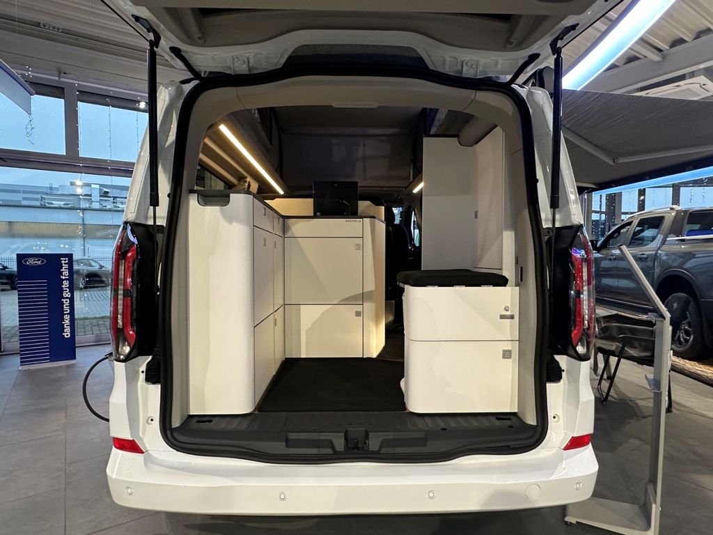 Ford Tourneo Custom 2025