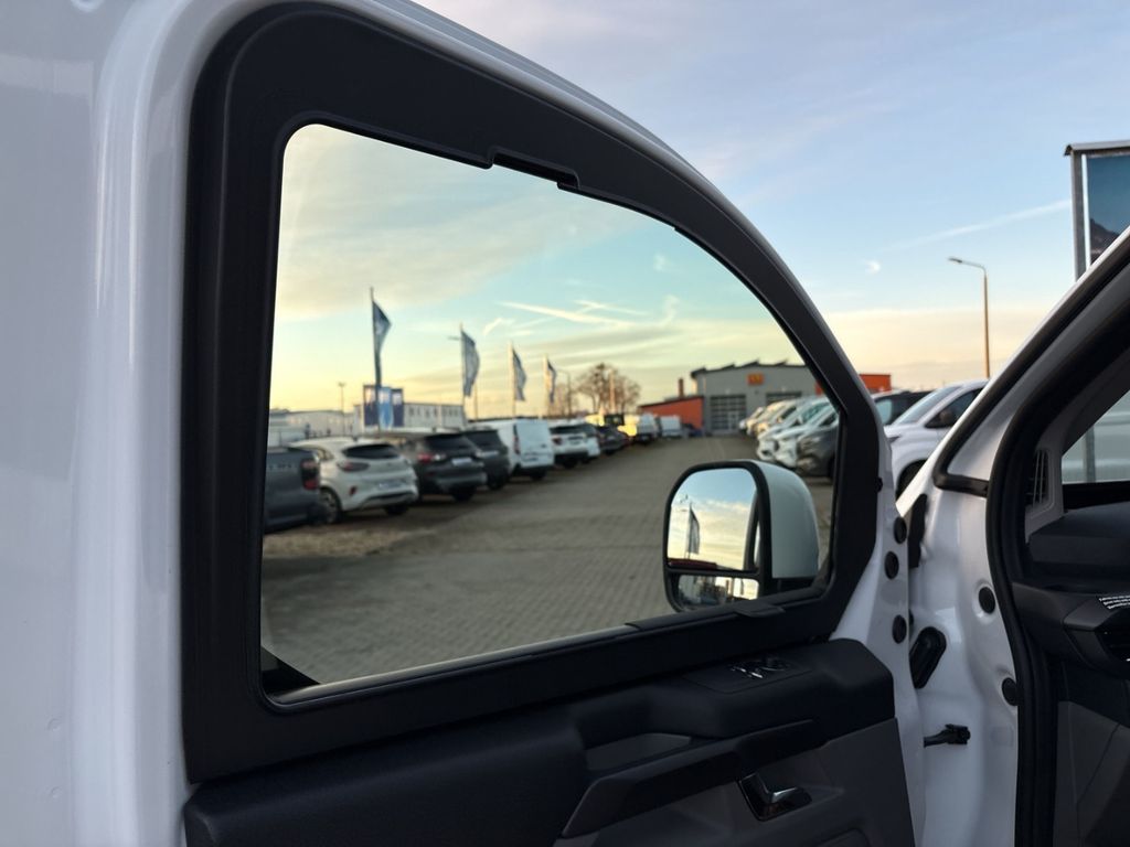 Ford Tourneo Custom 2025