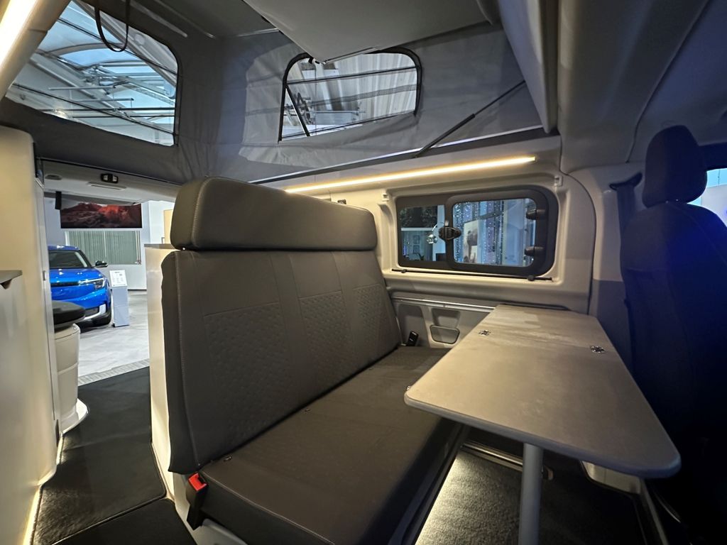 Ford Tourneo Custom 2025