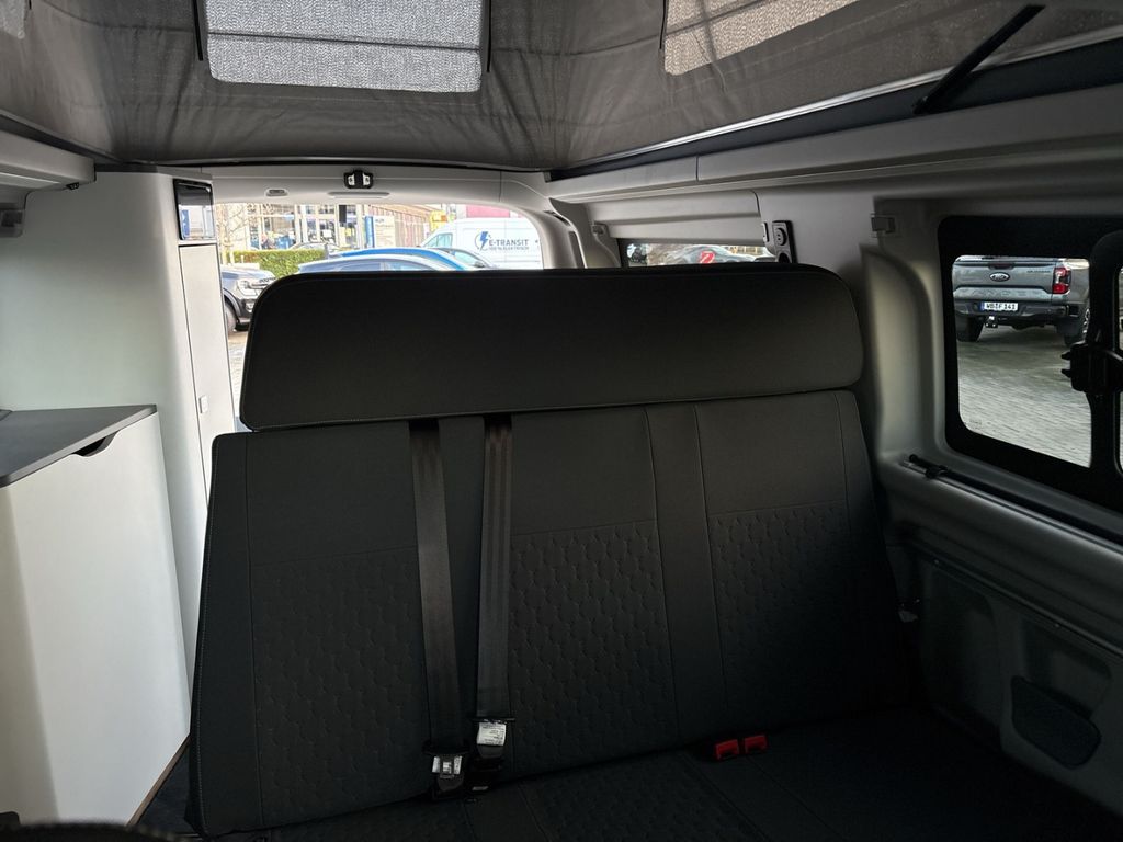 Ford Tourneo Custom 2025