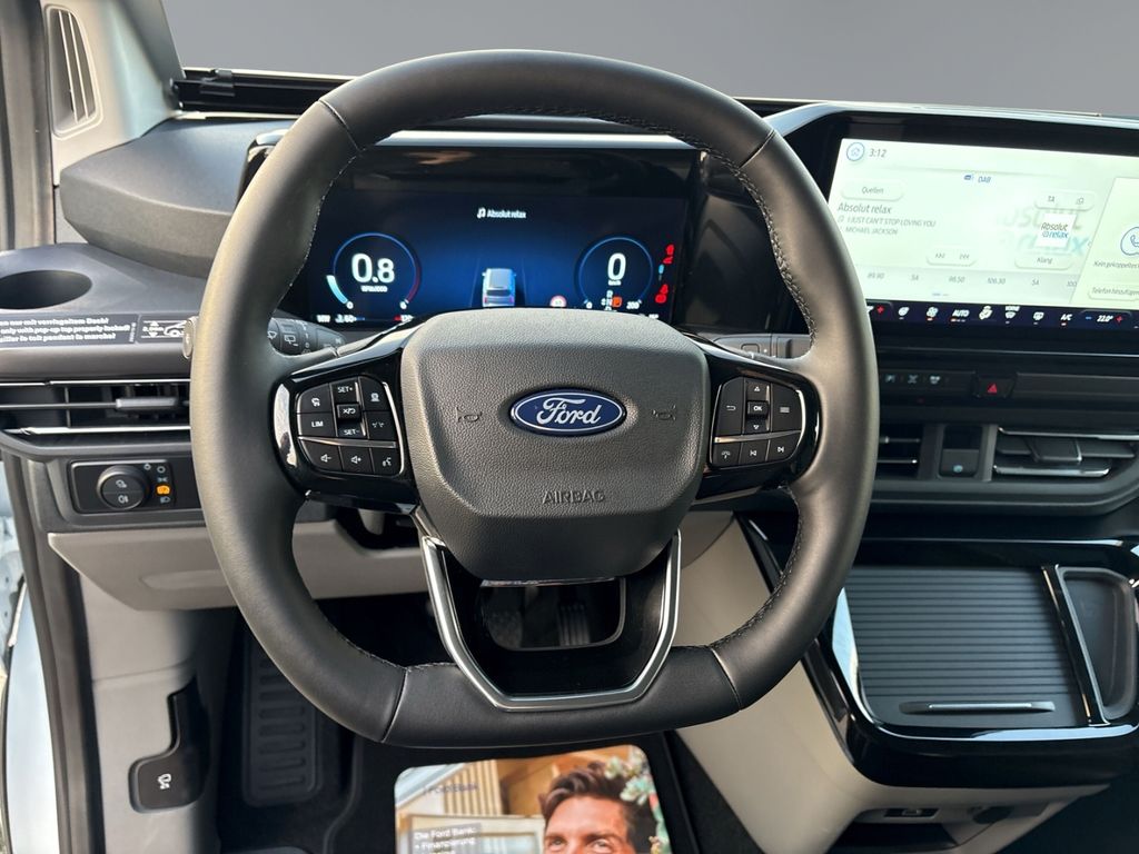 Ford Tourneo Custom 2025