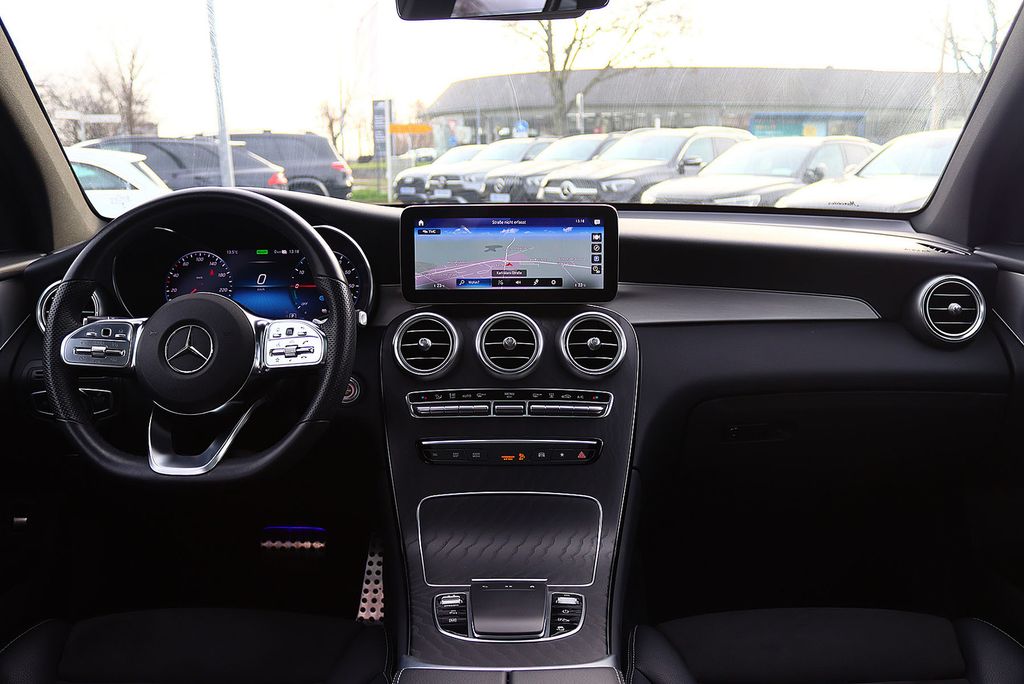 Mercedes-Benz GLC 300 2021