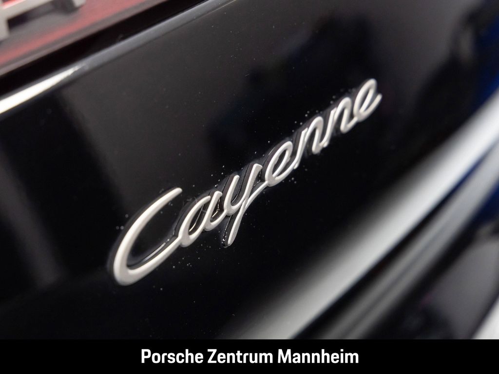 Porsche Cayenne 2022