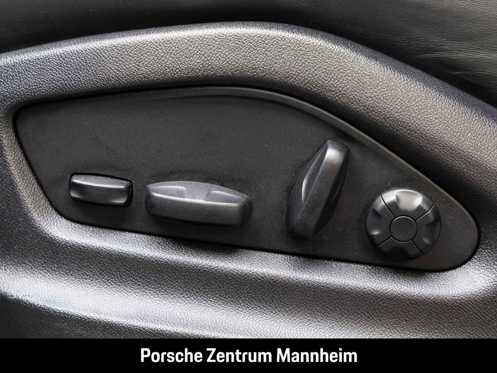 Porsche Cayenne 2022