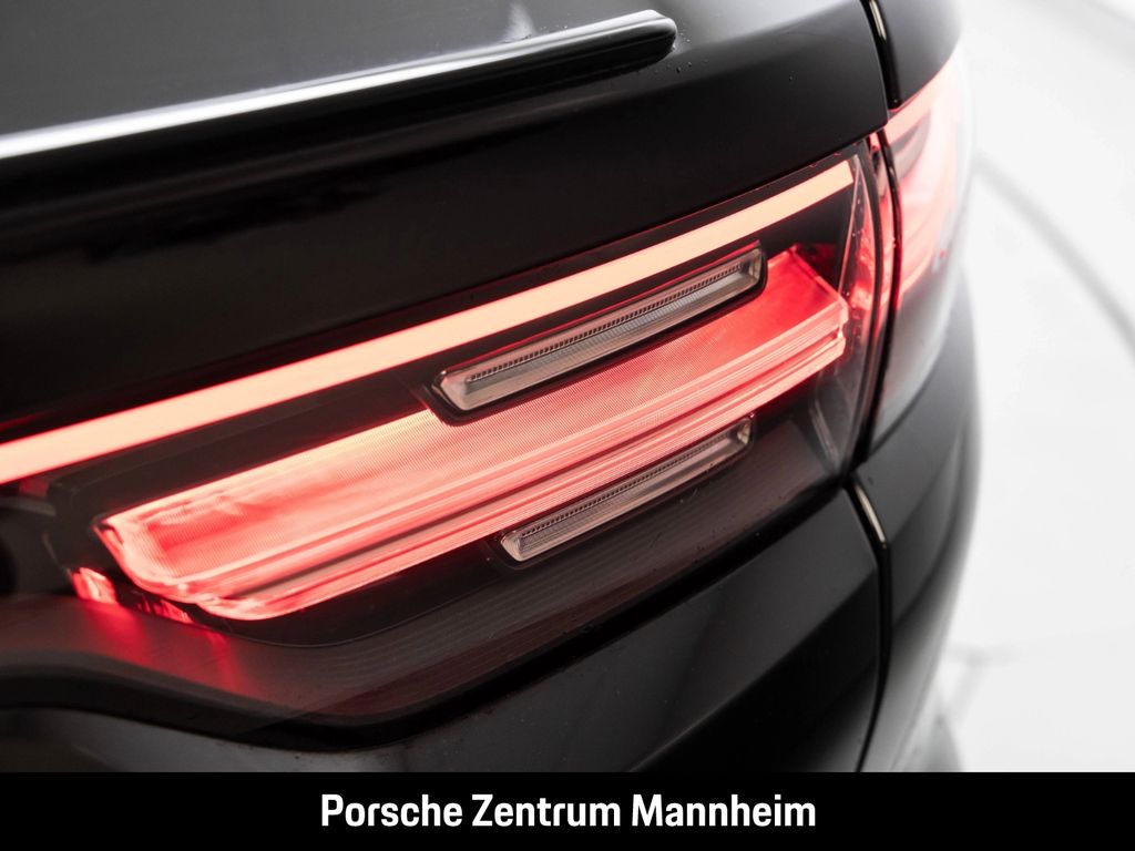 Porsche Cayenne 2022